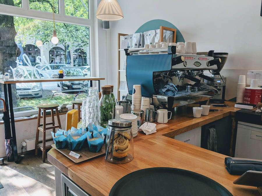 Munich best hipster coffee shop cafe bla