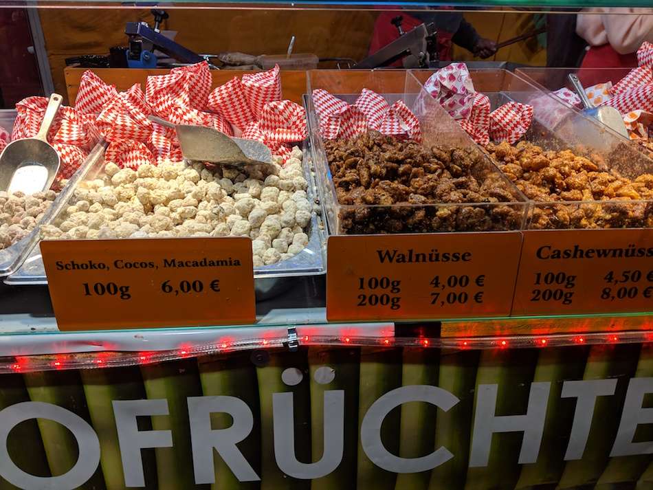 Roasted nuts Maroni gebrantte mandeln German Christmas Market Vegetarian Food