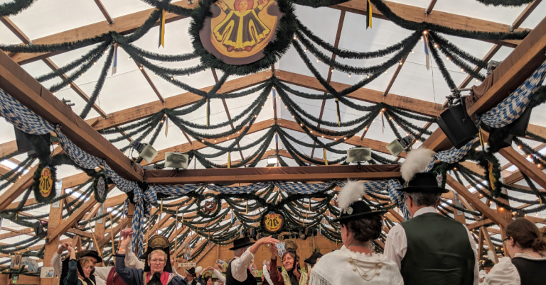Oktoberfest survival guide to avoid crowds 1