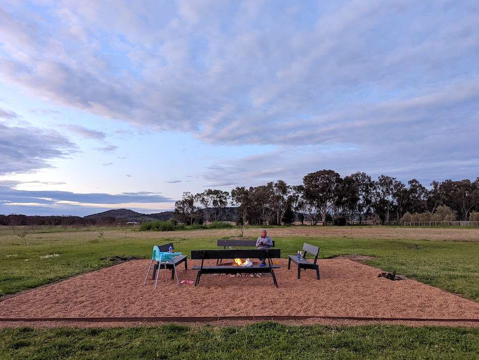 Blue Wren Farmhouse Fire Pit Mudgee
