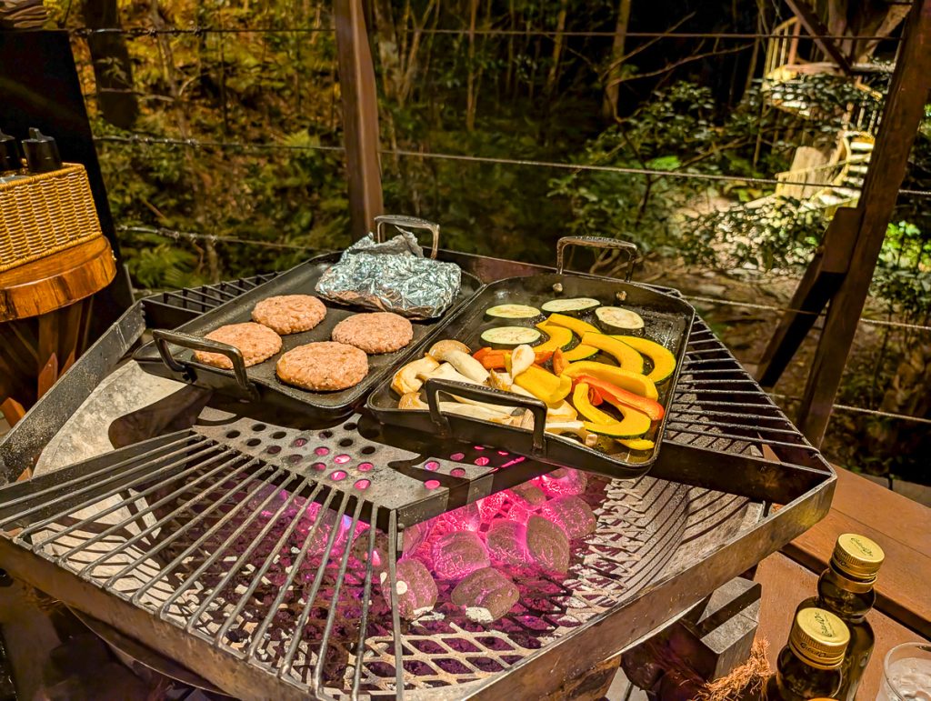 Vegan dinner at treefuls treehouse sustainable restort Okinawa
