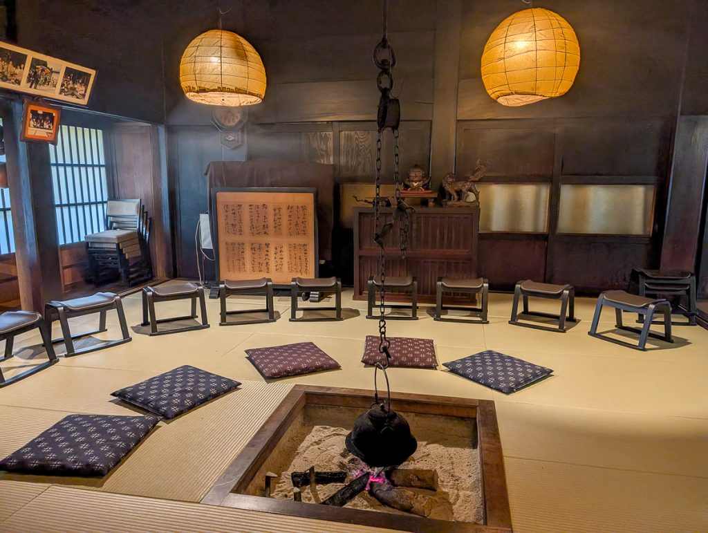 Ainokura gassho heritage homestay