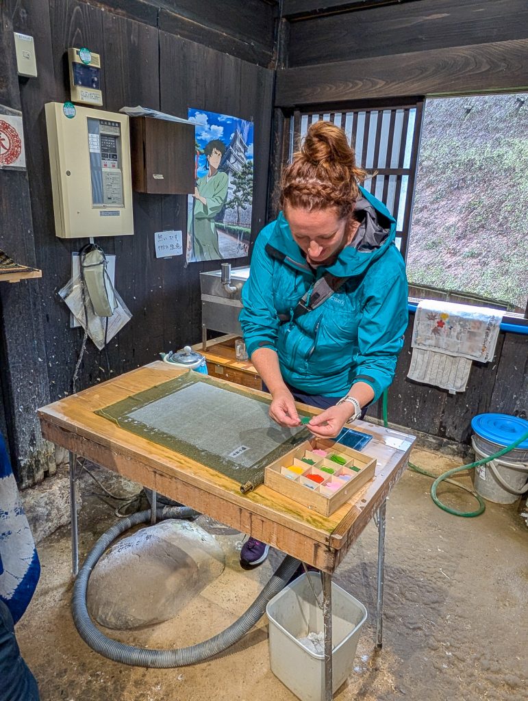 Washi paper-making ainokura