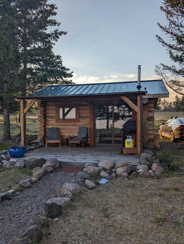 a cabin at Helena Lake