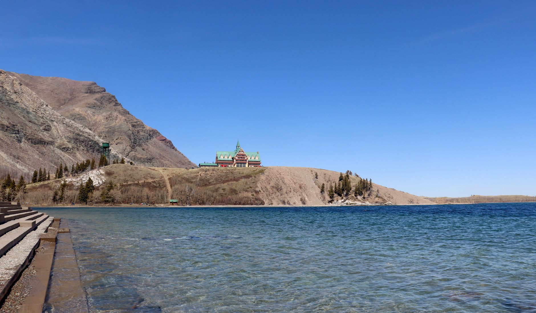 prince of wales hotel by waterton lake